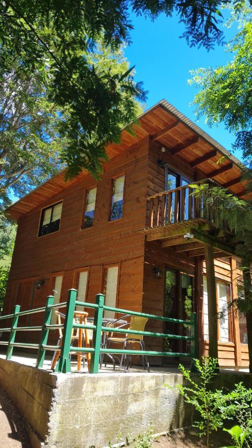 Cabanas El Cipres Пукон Екстер'єр фото
