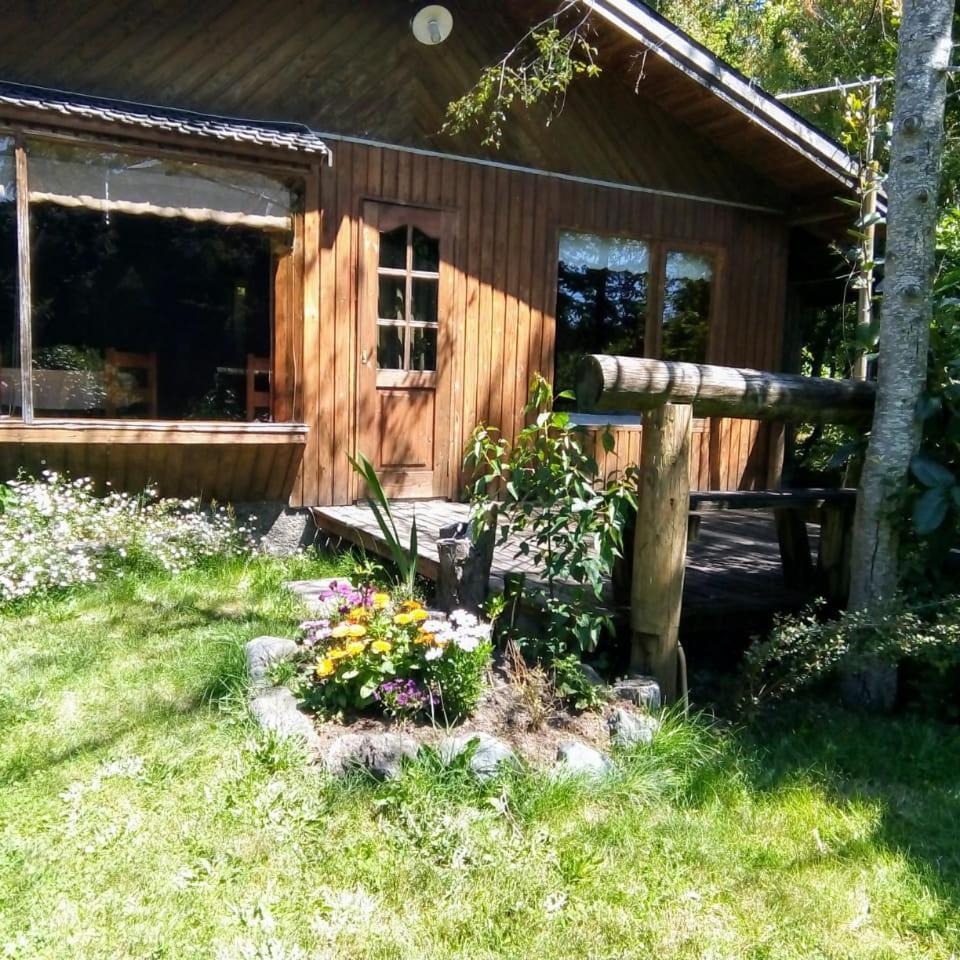Cabanas El Cipres Пукон Екстер'єр фото